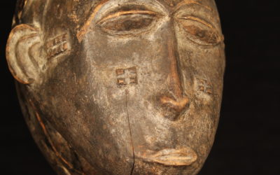 Waka Sran Baule Figure